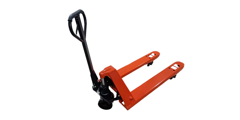 Bagaimanakah forklift hidraulik manual digunakan untuk pengendalian bahan harian di gudang?